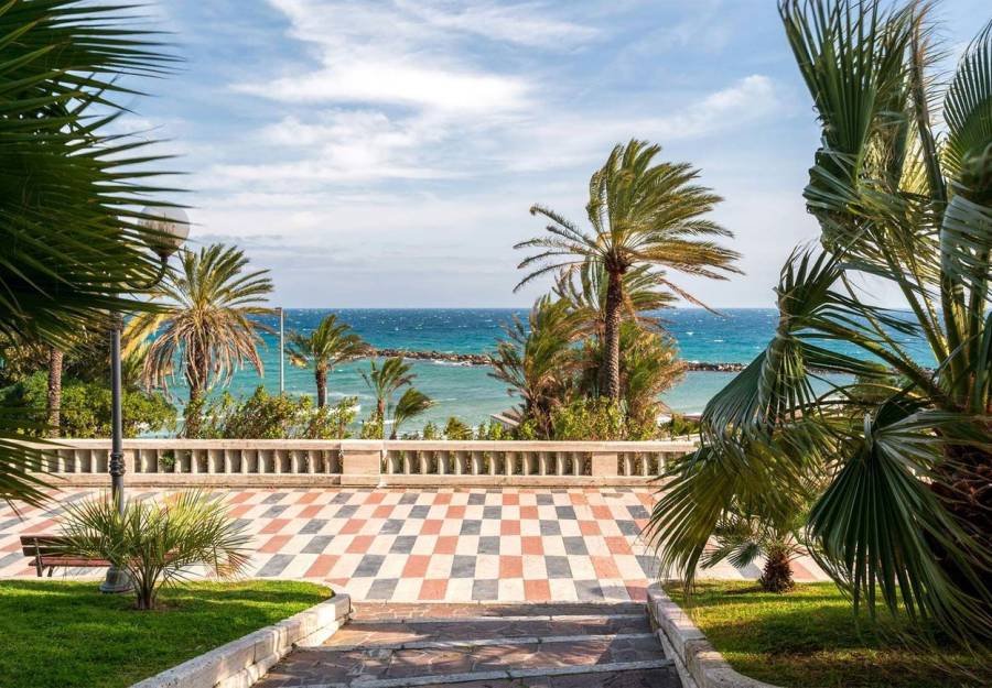 Miramare The Palace Resort